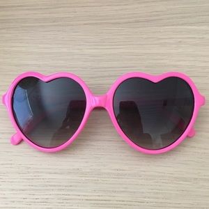 Pink heart shaped sunnies